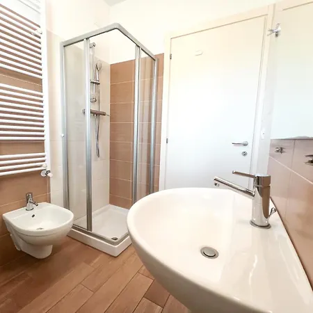 Apartament Residenza Indie Via Kennedy Rifa785 *