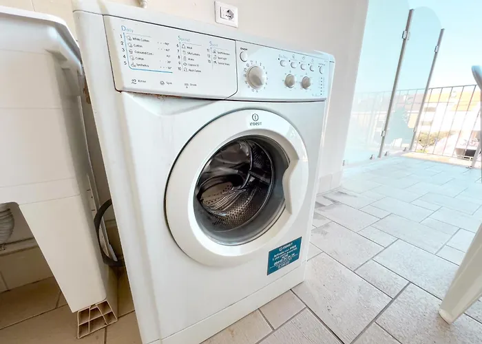 Residenza Indie Via Kennedy Rifa785 *